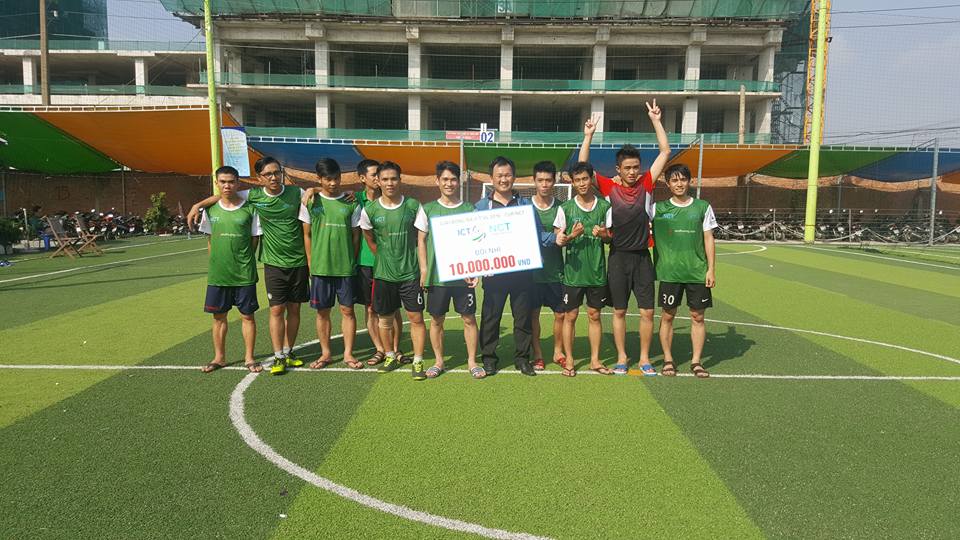 Hoayeuthuong.com takes 2nd place in ICT Vietnam League