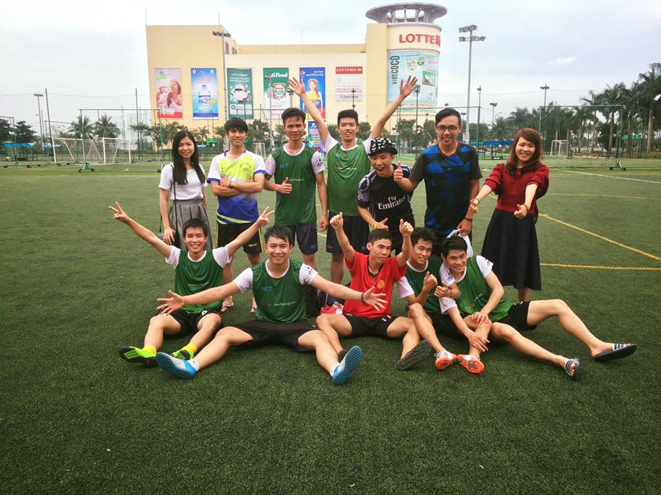 Hoayeuthuong.com takes 2nd place in ICT Vietnam League
