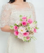 Ngôi Nhà Hoa Hồng